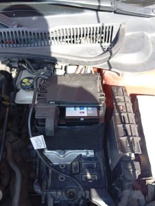 Volkswagen Polo 1.0 TSİ akü değişimi